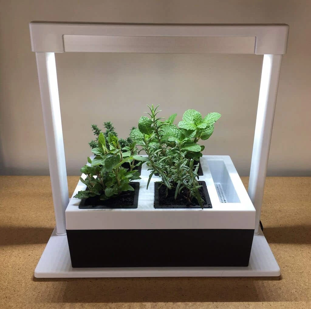 Greenlife Herb Lamp 4 Pot Self Watering Growing Kit 4 Greenlife Herb Lamp 4 Pot Self Watering Growing Kit - Image 2