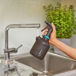 GARDENA Pump Sprayer 1L -Plant Care Shop 6741490 5 2