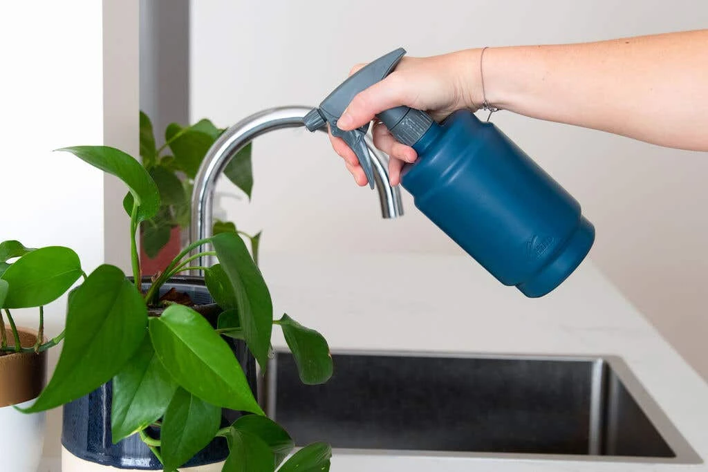 Hills Decorative Trigger Sprayer Blue 750mL 4 Hills Decorative Trigger Sprayer Blue 750mL - Image 2